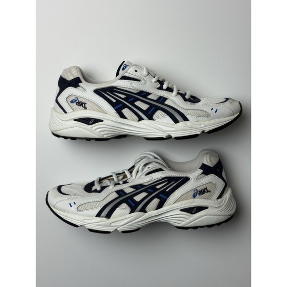 Size 9.5 - Vintage ASICS Running Shoes Trainers TK61F White Blue NEW NO BOX - Picture 2 of 10